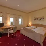 Szálloda Wilhelmsburg 3*