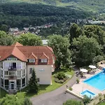Wilhelmsburg Szálloda 3*