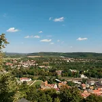 Wilhelmsburg Szálloda Bad Kösen