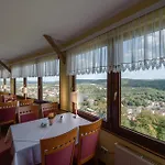 Wilhelmsburg Bad Kosen