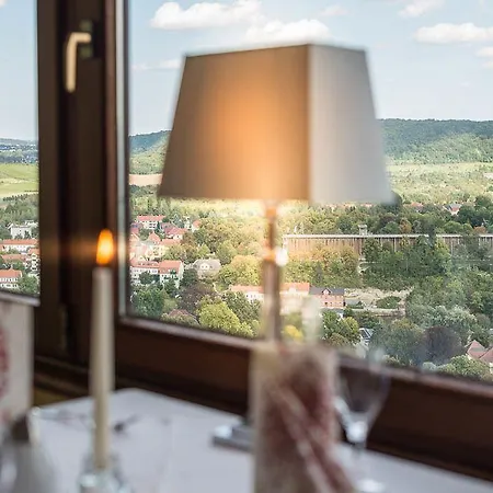 Wilhelmsburg 3* Bad Kosen