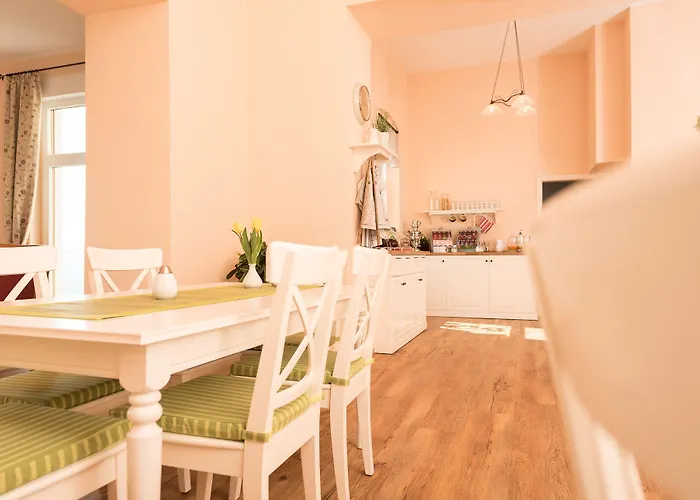 Hotell Wilhelmsburg 3*